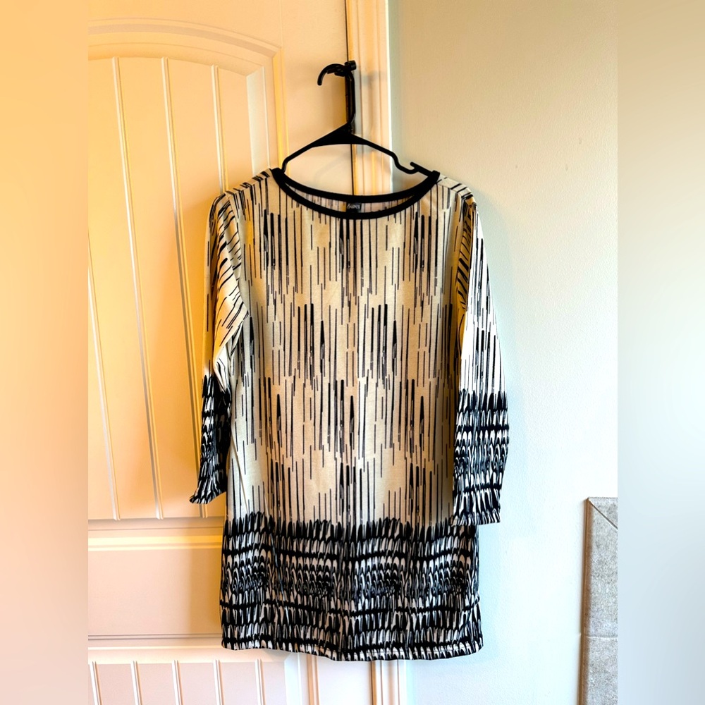 HIGHNES DRESS: Size S/M